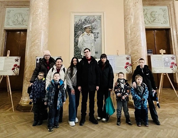 Юные зрители прожили Сталинградскую битву на куполе планетария